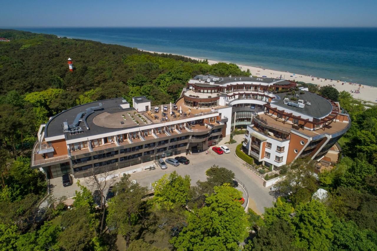 Отель Hotel Dom Zdrojowy Resort & SPA Ястарня-37